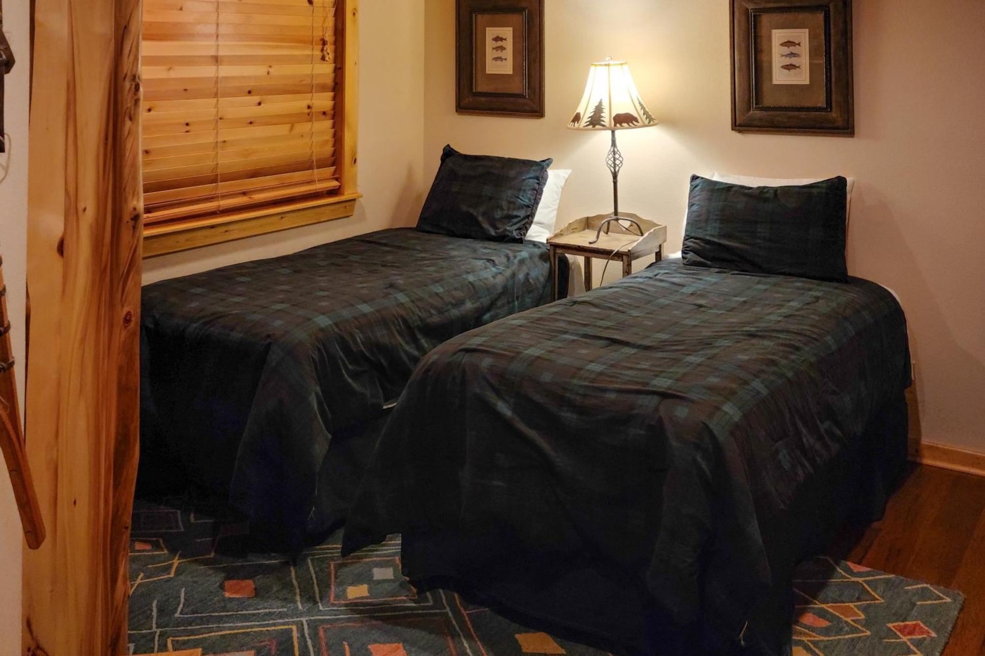 Villa Timber Wolf Woodland Park Esterno foto
