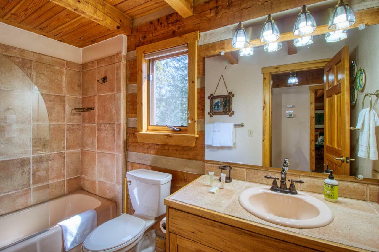 Villa Timber Wolf Woodland Park Esterno foto