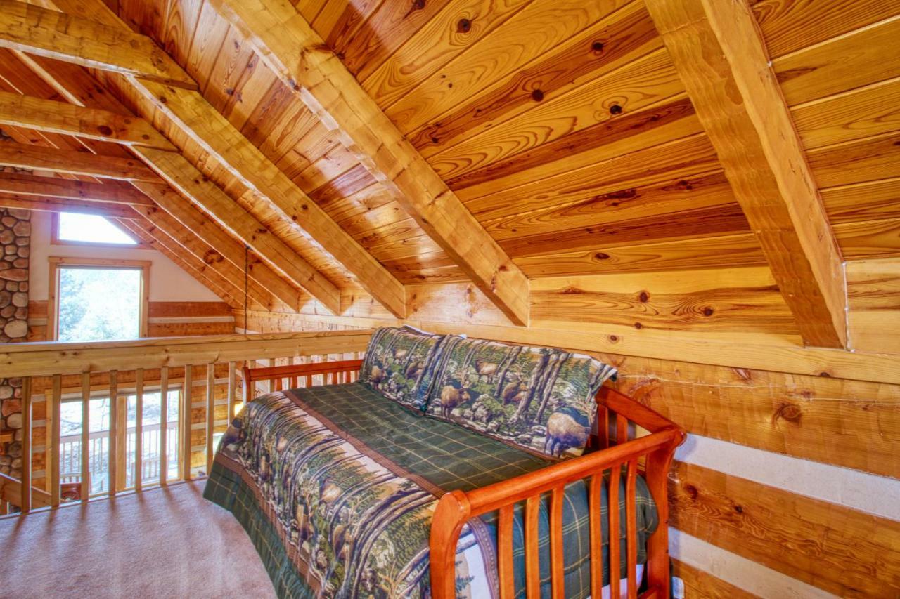 Villa Timber Wolf Woodland Park Esterno foto