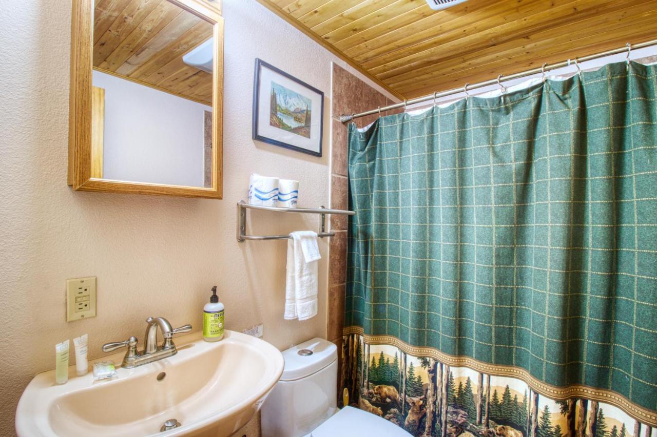 Villa Timber Wolf Woodland Park Esterno foto